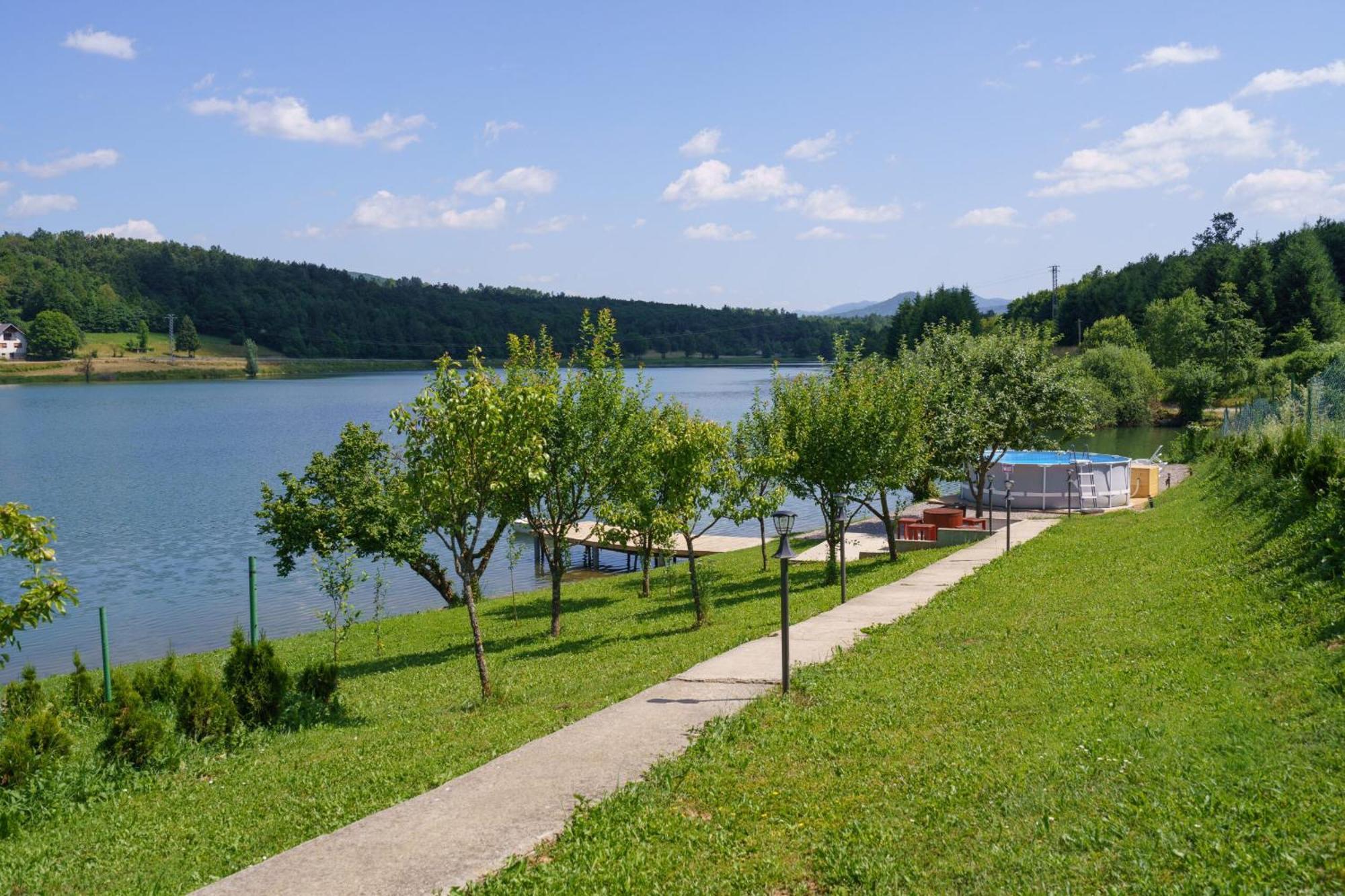 Kuca Za Odmor Jezero Villa Ogulin Eksteriør billede